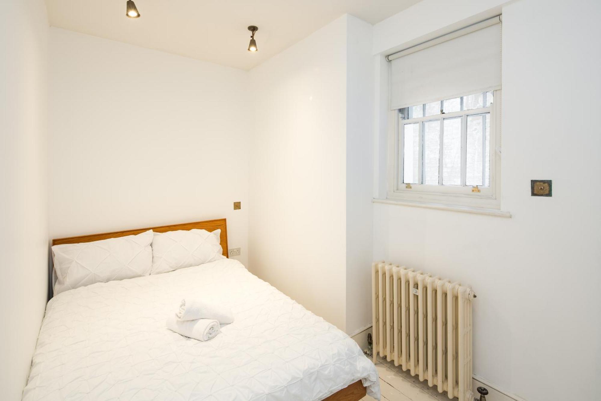 Charming 2-Bed Flat In The Heart Of Nottinghill - Steps From Portobello Rd Market And Nottinghill Bookshop Apartment London Bagian luar foto